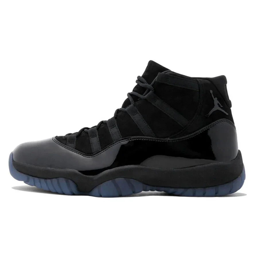 J11 RETRO "CAP AND GOWN"