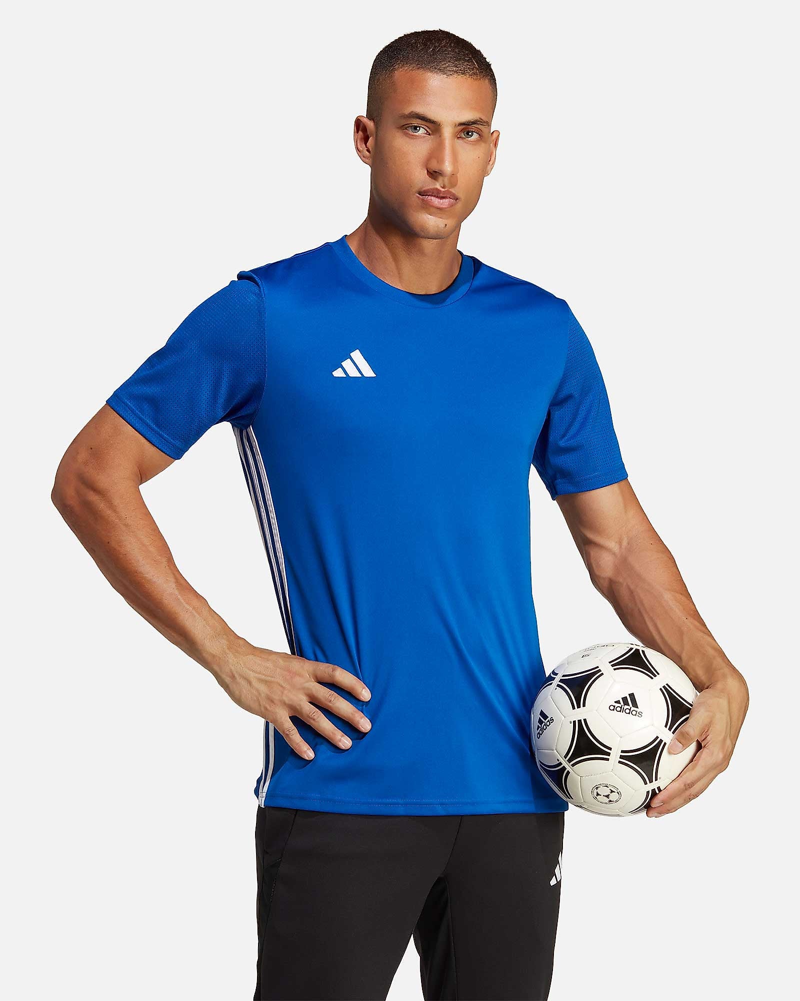 Camiseta adidas Tabela 23