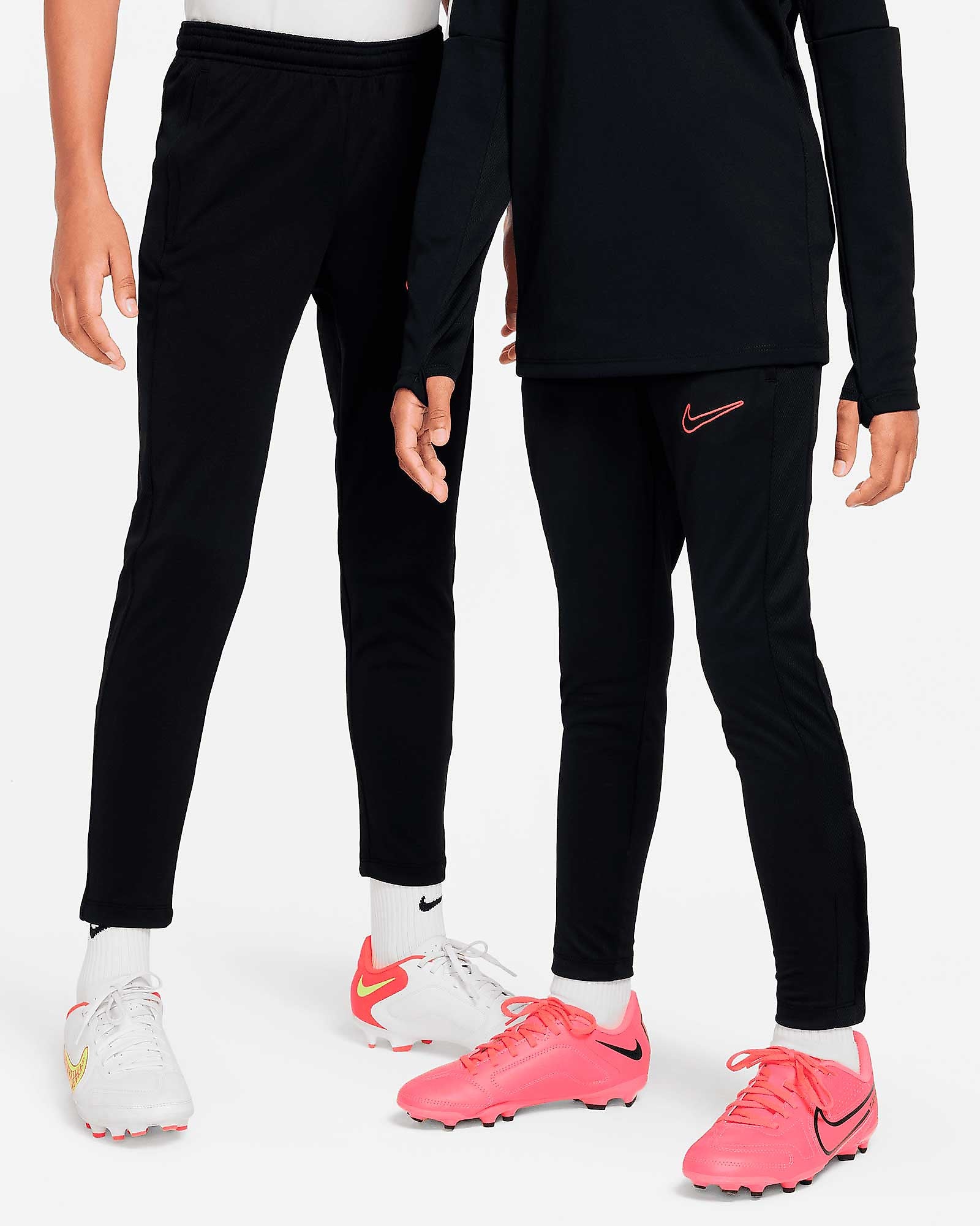 Pantalón largo de entrenamiento Nike Dri-FIT Academy 23