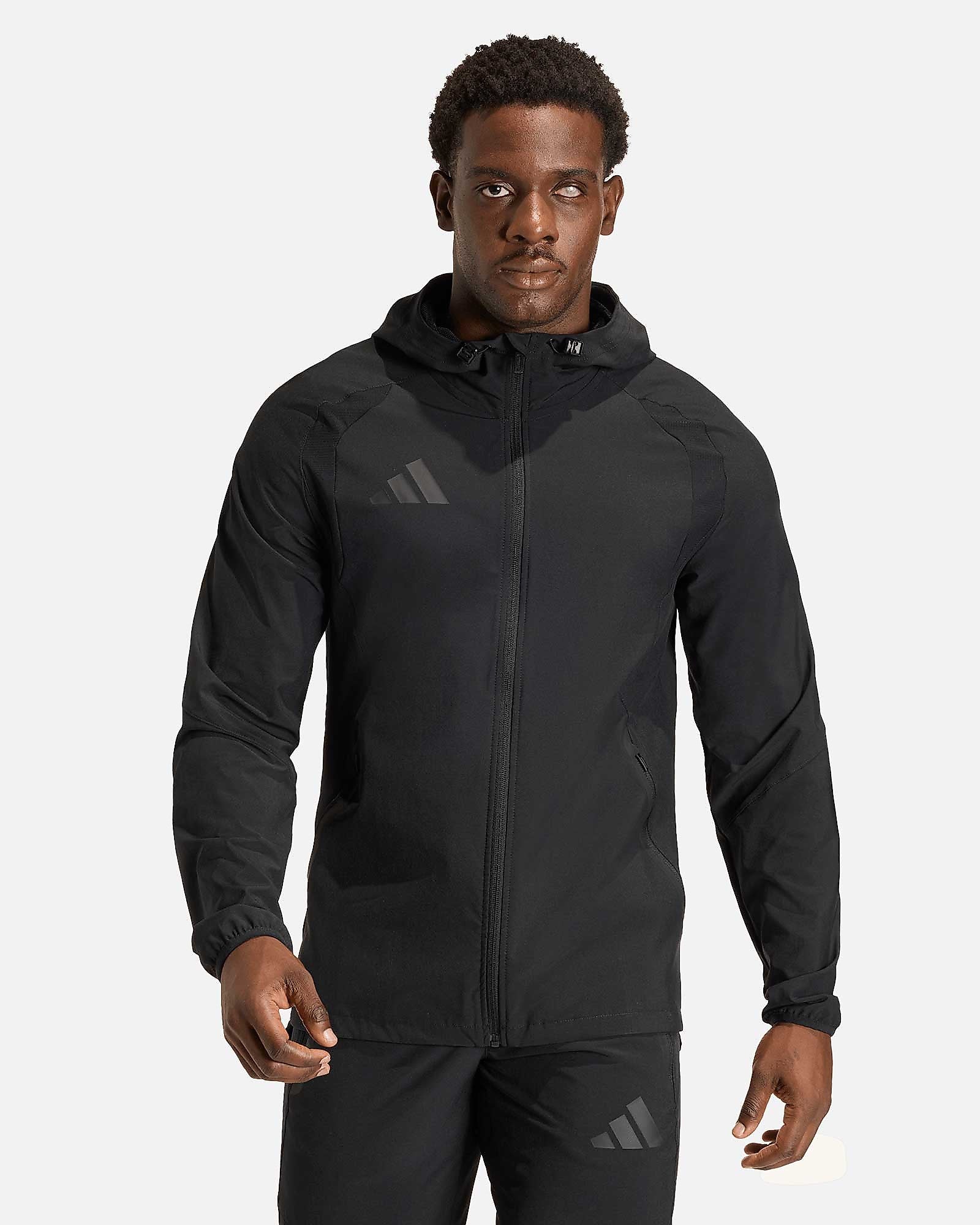 Chaqueta adidas Tiro Travel Windbreaker