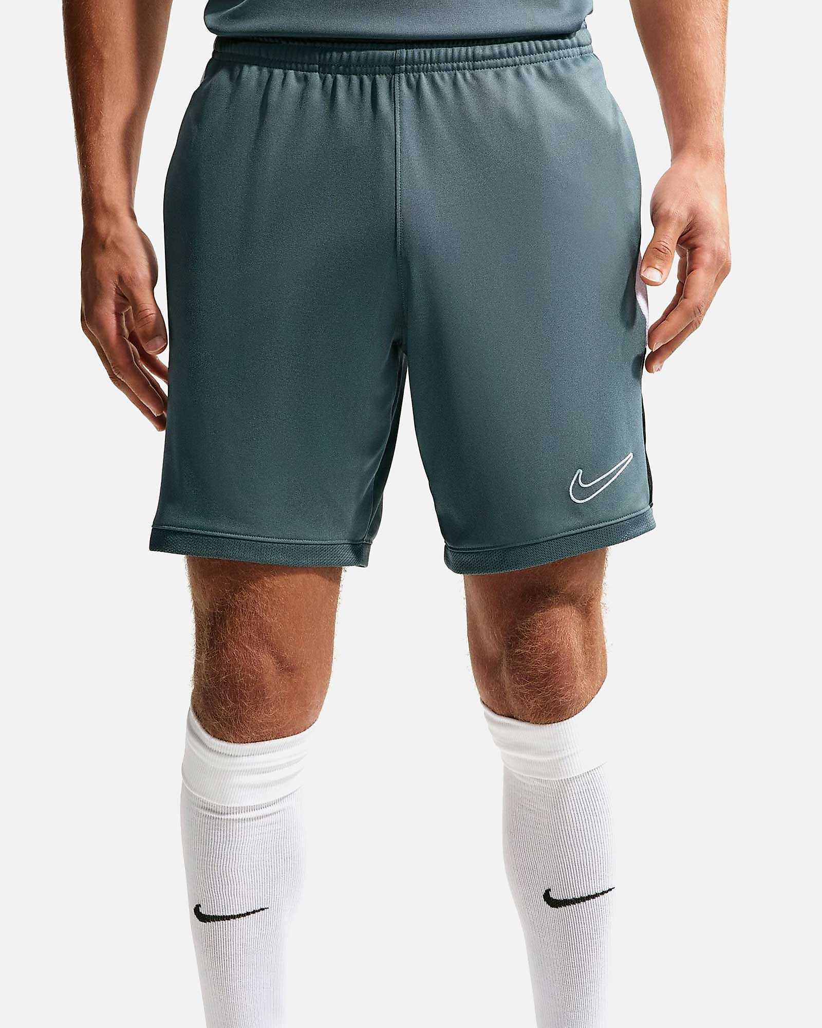 Pantalón corto de entrenamiento Nike Academy 25
