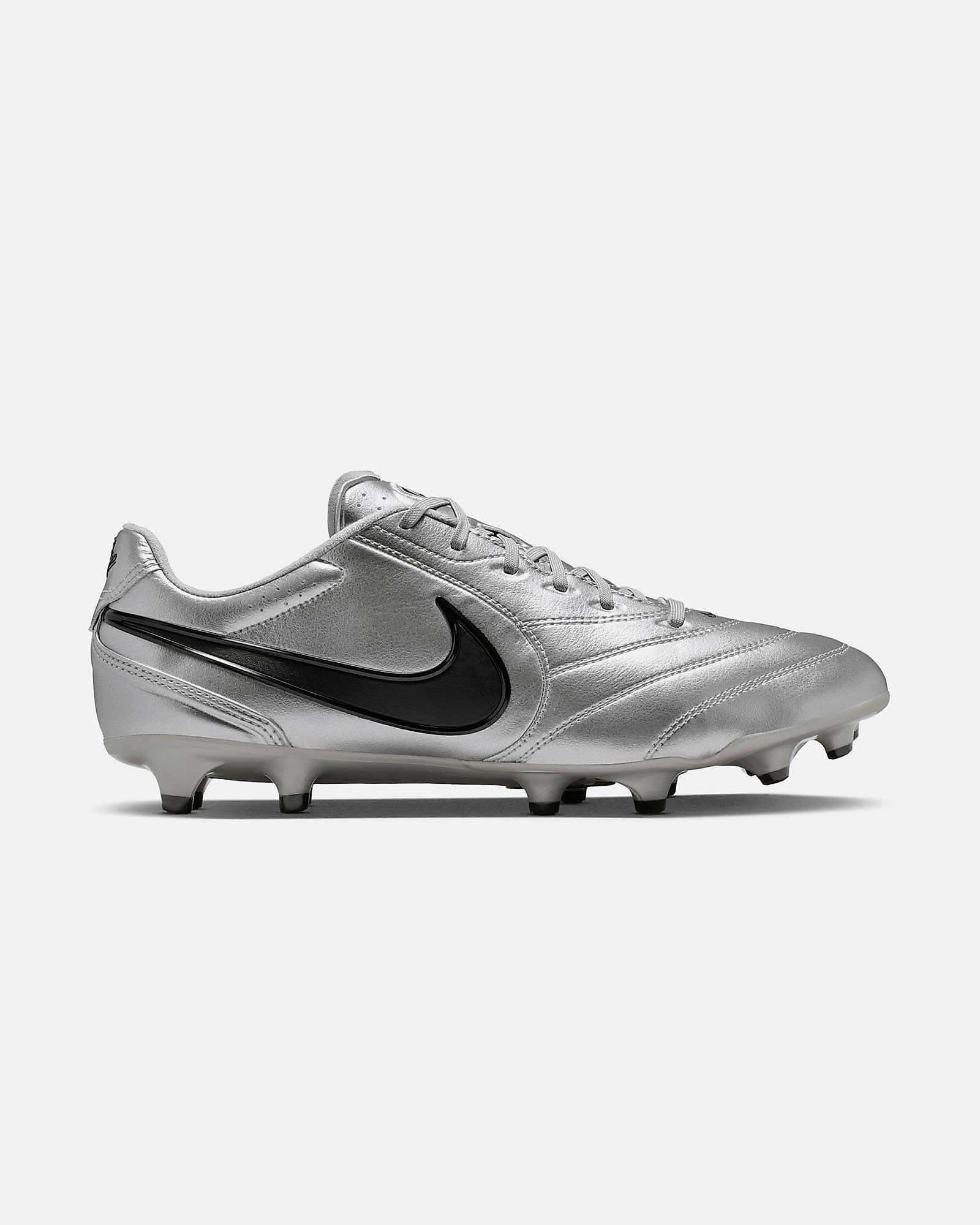 Botas de fútbol Nike Tiempo Ligera FG