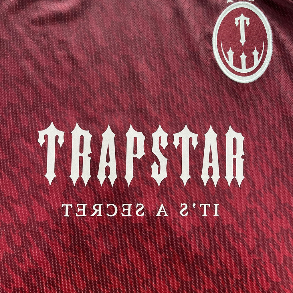 GRADIENT RED T-SHIRT