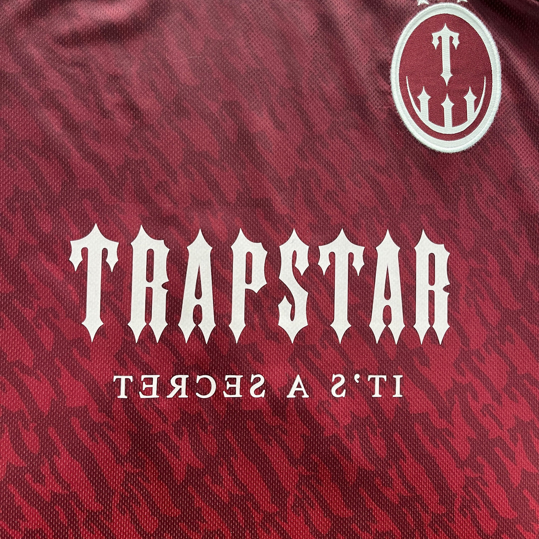 GRADIENT RED T-SHIRT