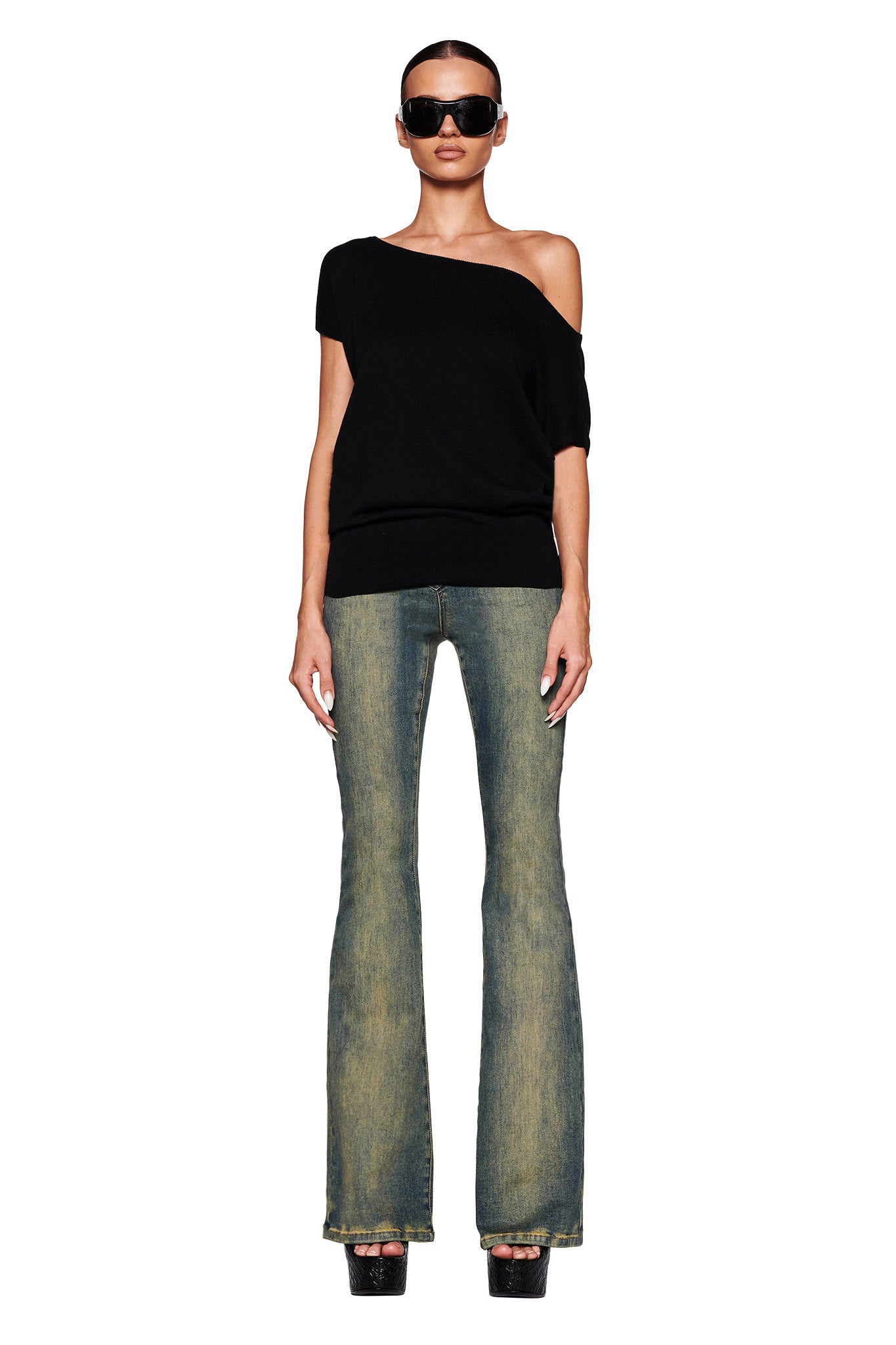 GISELLE SHORT SLEEVE TOP - BLACK