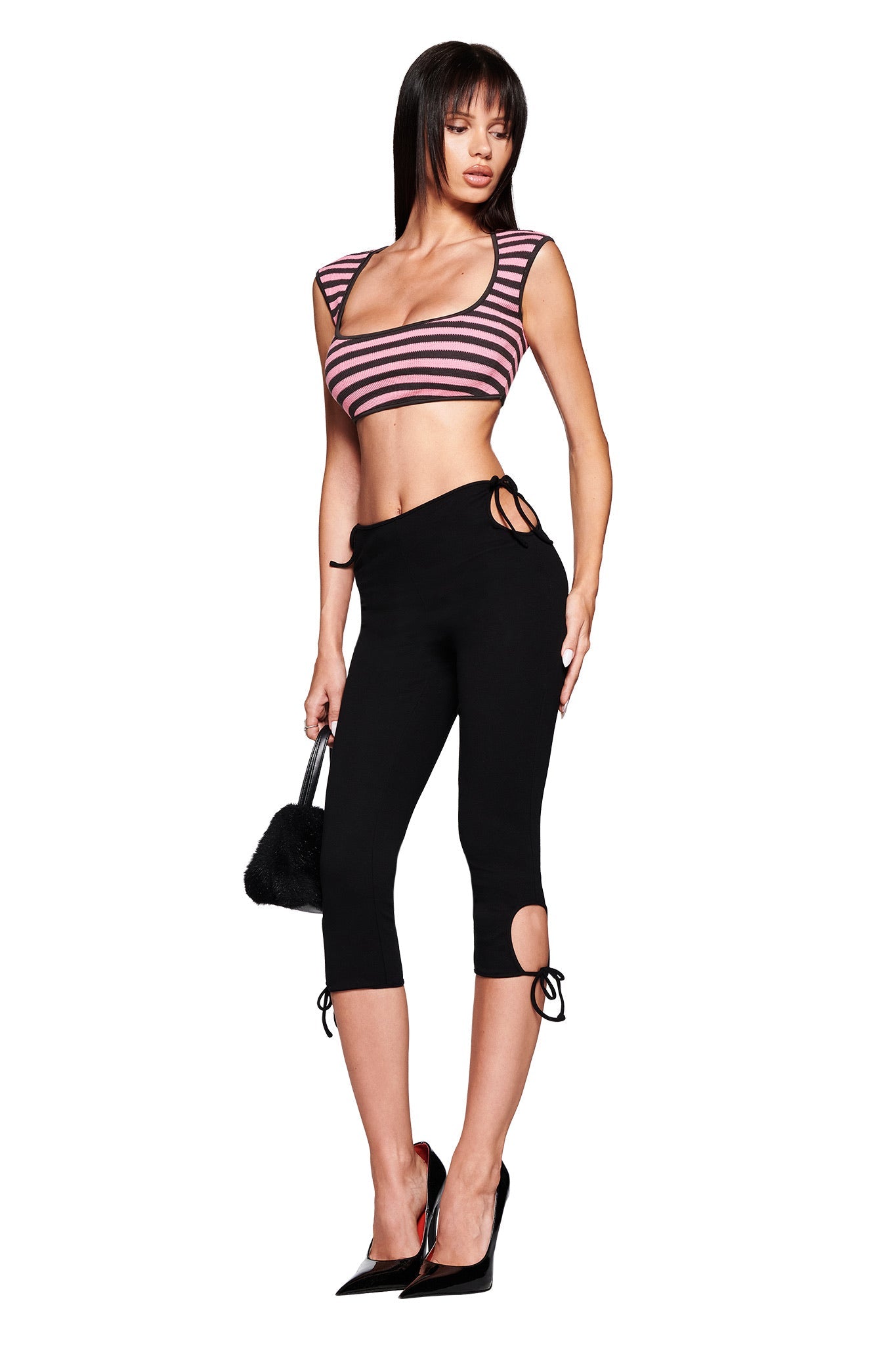 YUNA CAPRI - BLACK