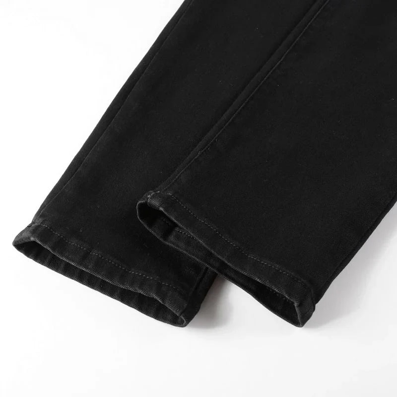 SHINY BLACK JEANS