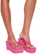 SHELBY STUDDED FLIP FLOP 2.0 - HOT PINK