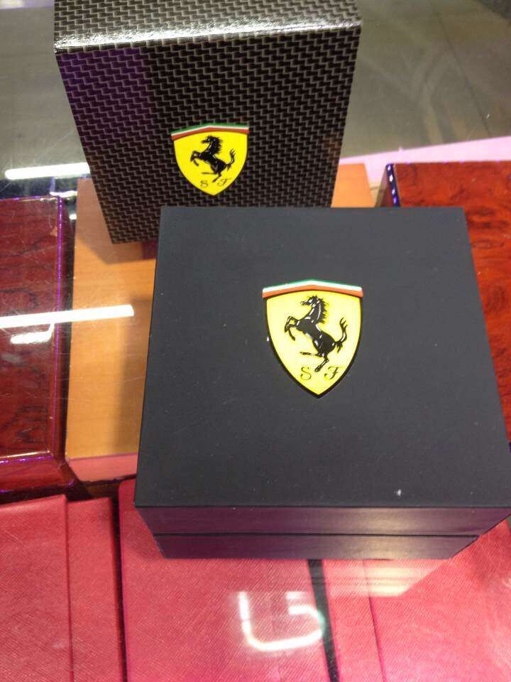 Ferrari-Box 1