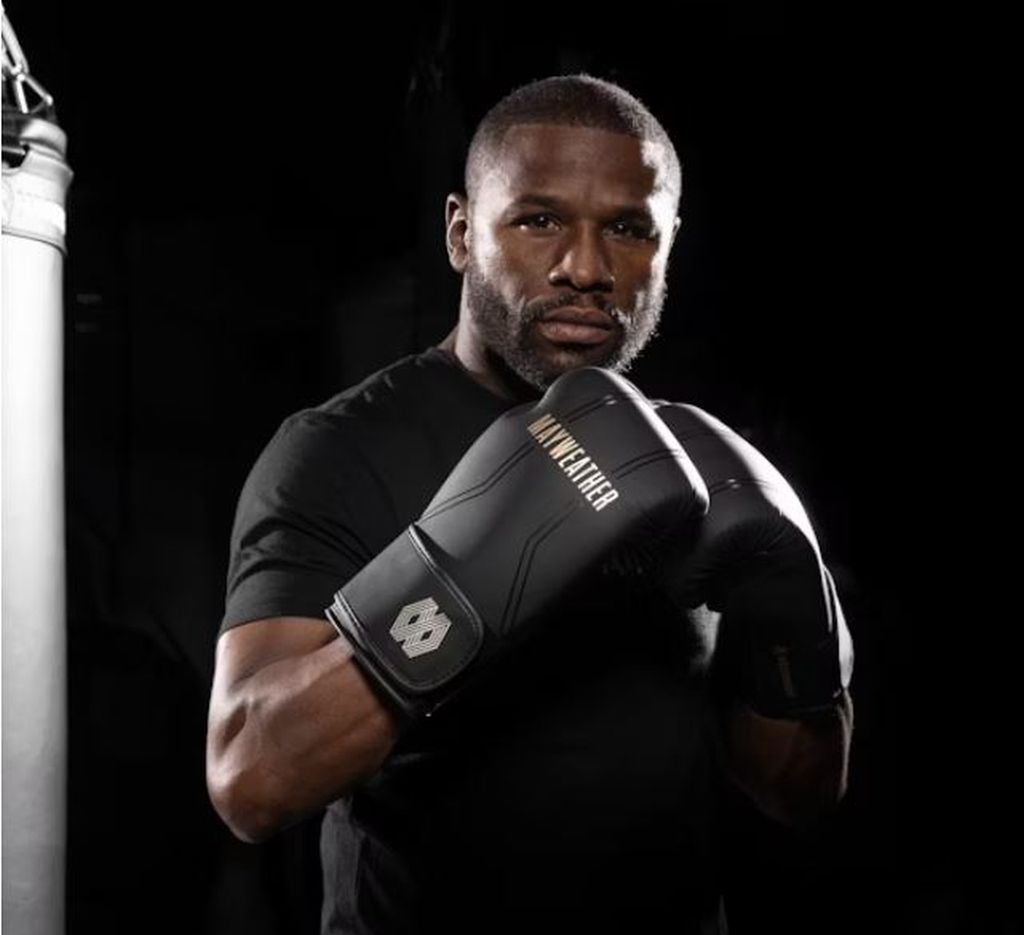 Hayabusa Mayweather Contender Boxing Gloves Black-Gold