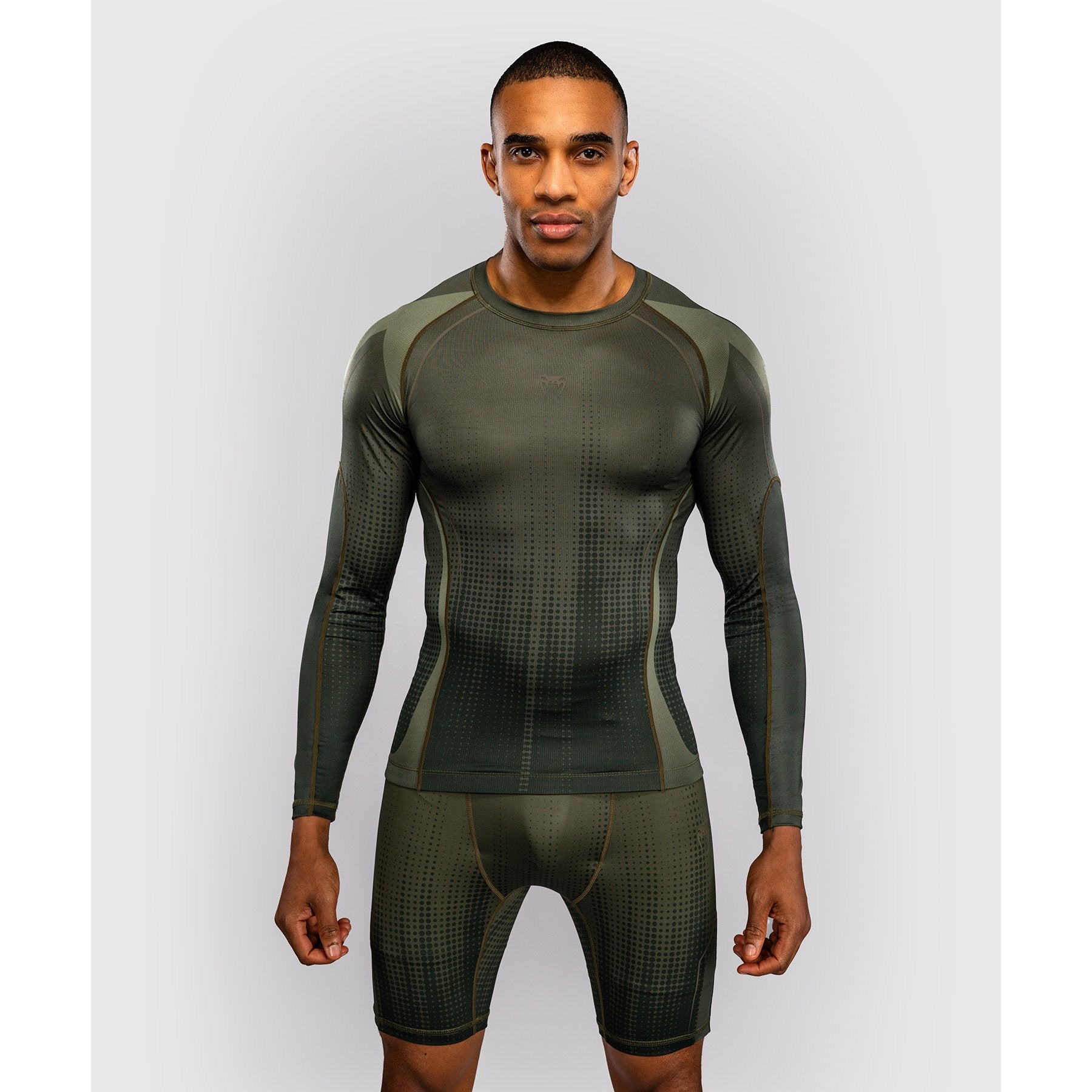 Venum Stealth LS Rashguard Black-White