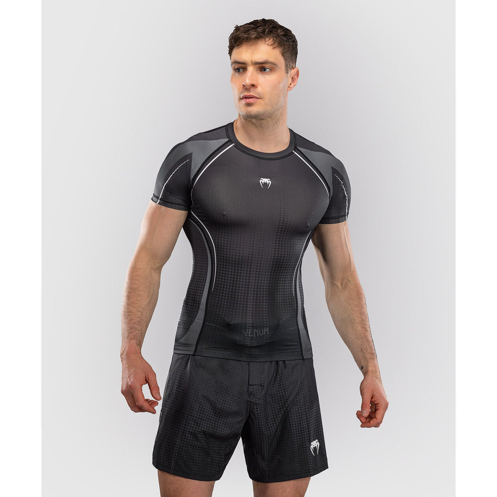 Venum Stealth SS Rashguard Black-White