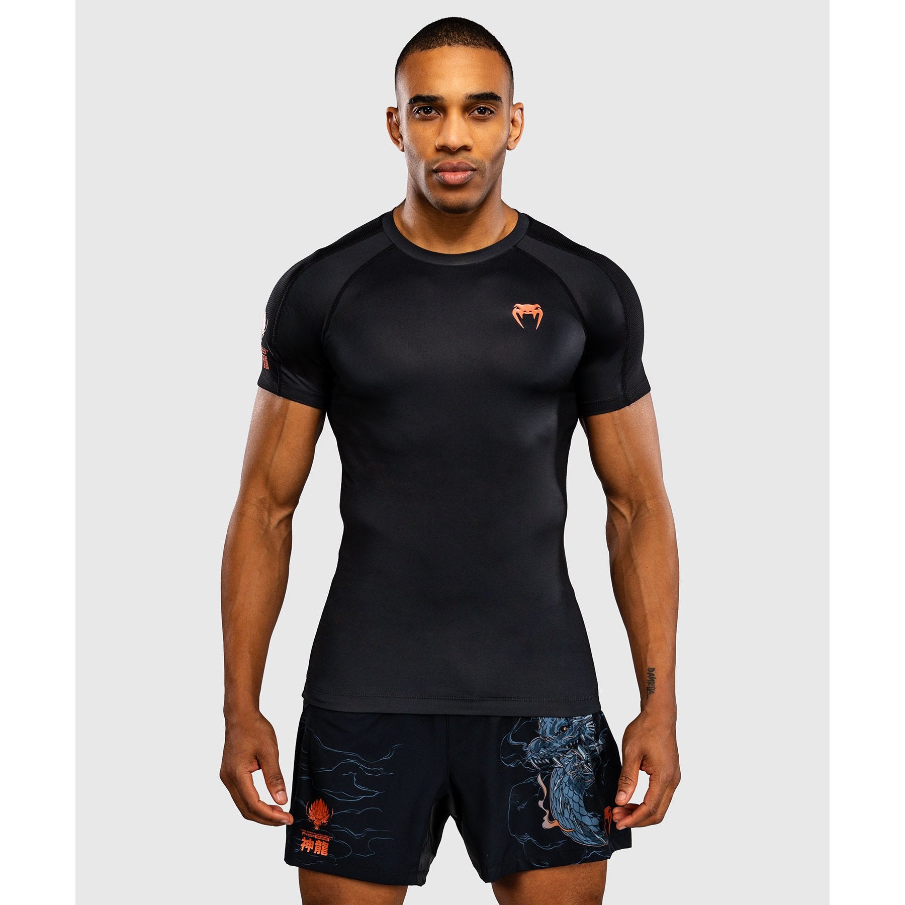 Venum Thunder Dragon SS Rashguard Black-Blue